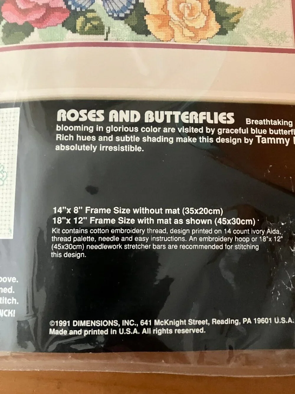 VTG DIMENSIONS 3957 no-count cross stitch kit Roses and Butterflies Size 14x8
